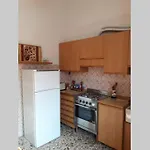 Lägenhet Trilly House *