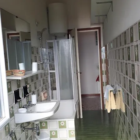 Trilly House Apartamento Perledo